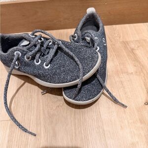 Allbirds Wool Runners Women’s Size 7 Gray Merino Wool Sneakers